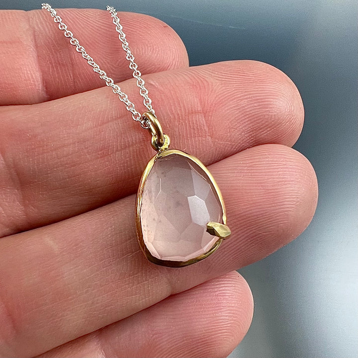 Pebble - Rose Quartz Rose Cut Necklace