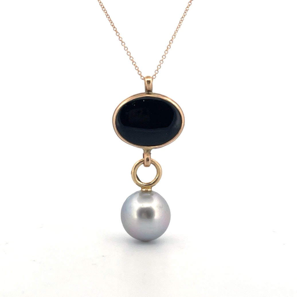 Tehetian Pearl and Black Jade Pendant