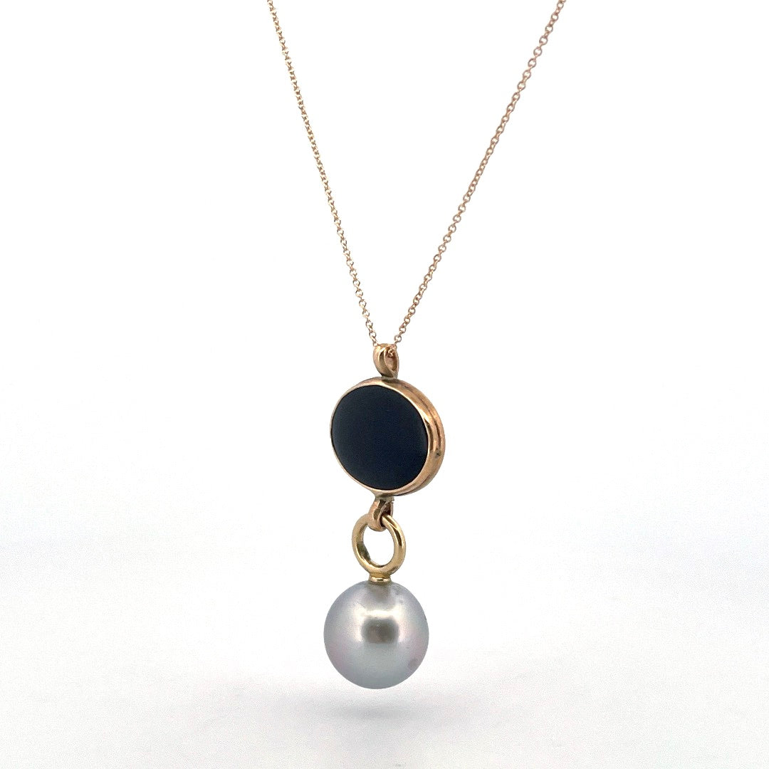 Tehetian Pearl and Black Jade Pendant