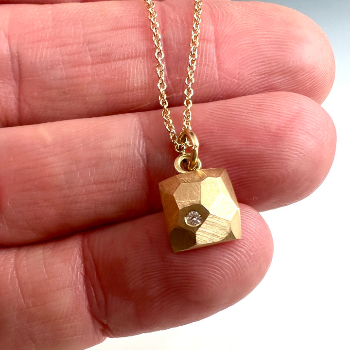 Faceted dainty pendant with diamond - square