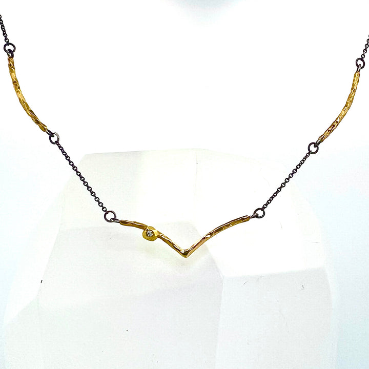 Facet V Stick Necklace - Diamond