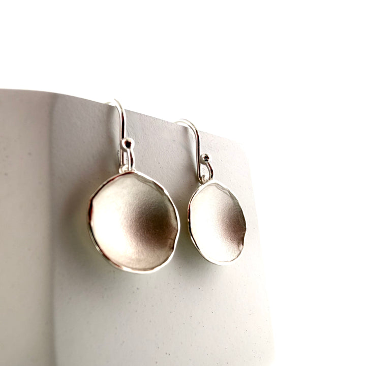 Medium Dishy Pod Dangle Earring