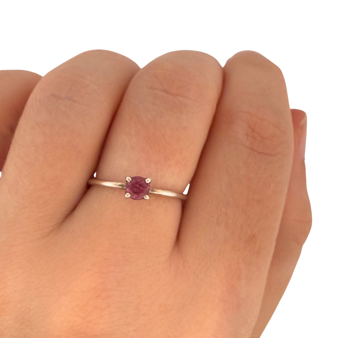 Single Stone Rings