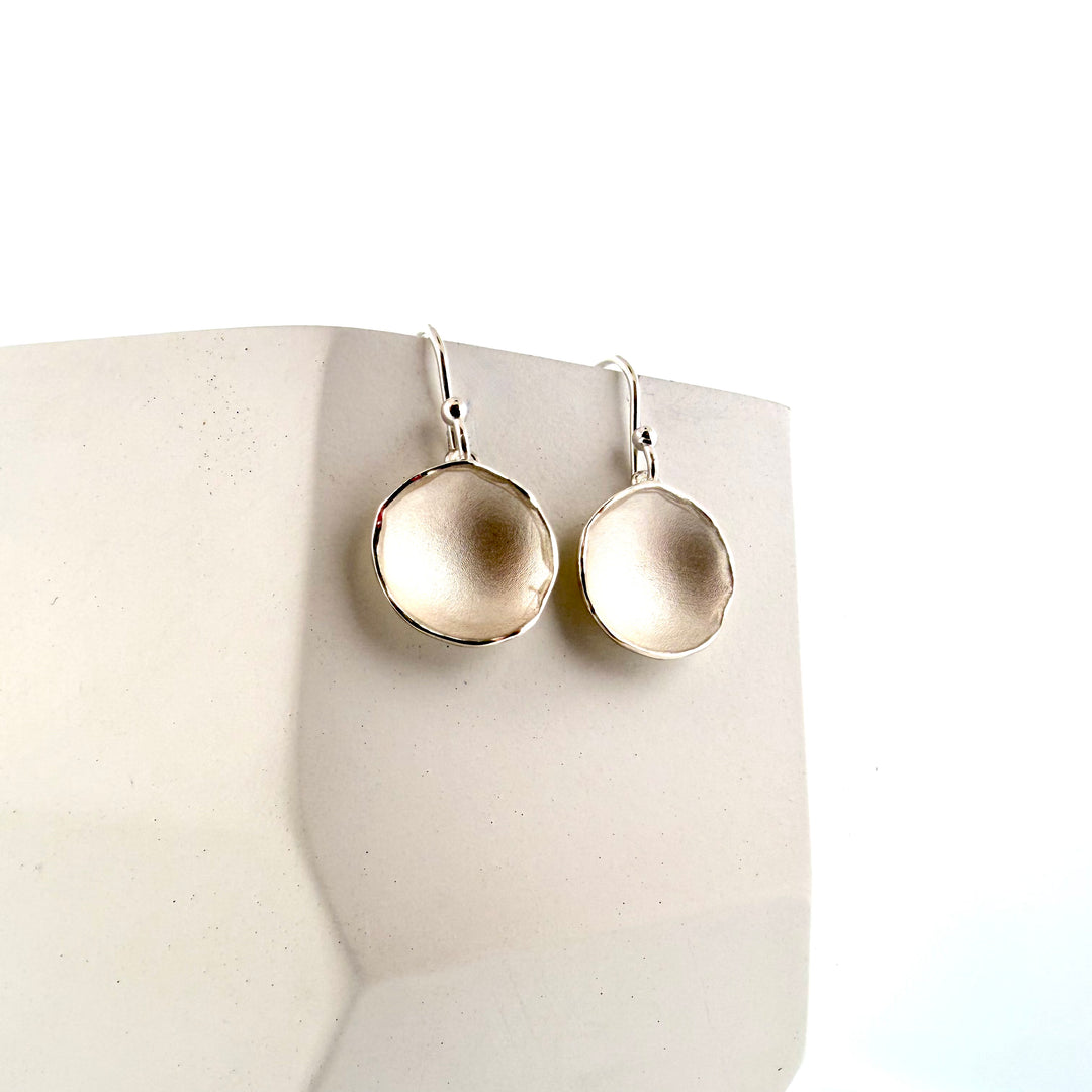 Medium Dishy Pod Dangle Earring