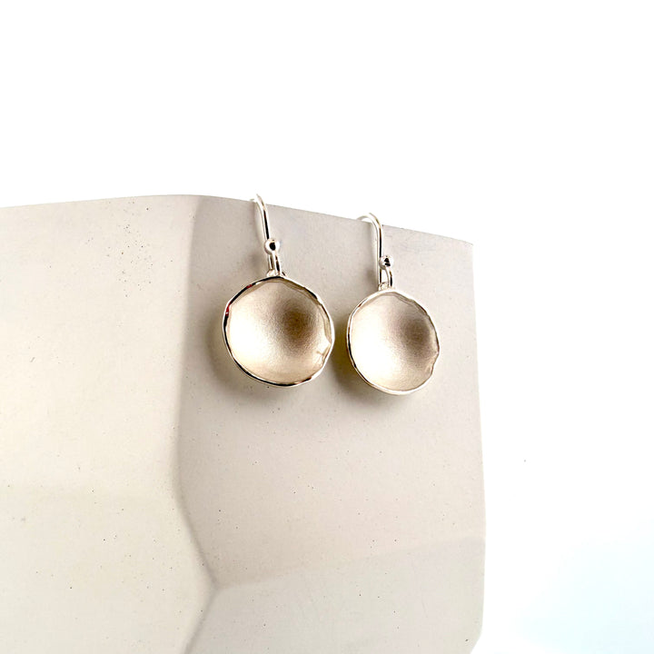 Medium Dishy Pod Dangle Earring