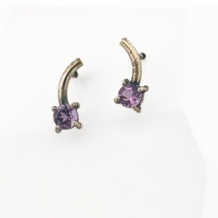 Curved Bar with Amethyst Stud