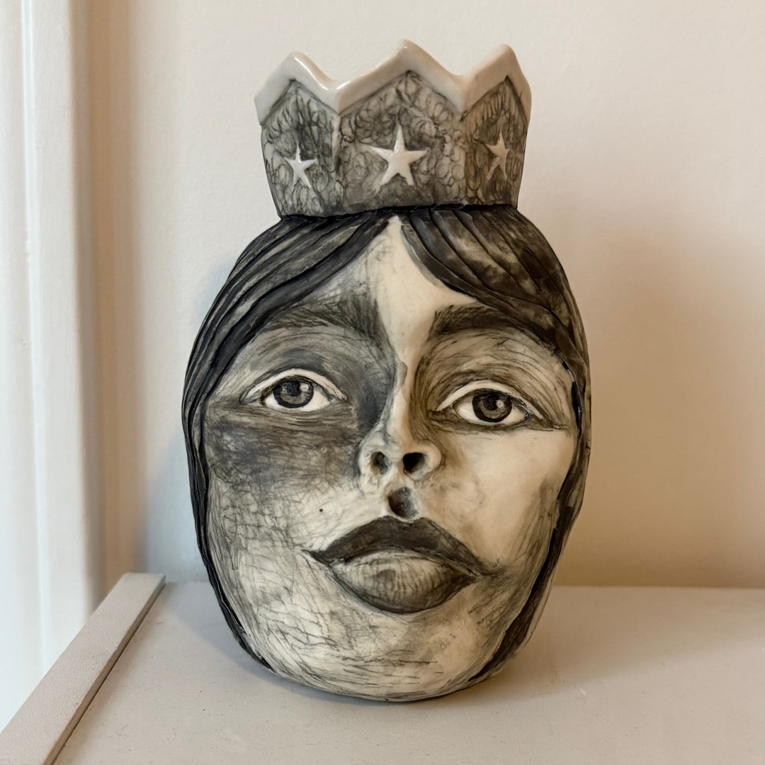 Crowned Lady Face Vase