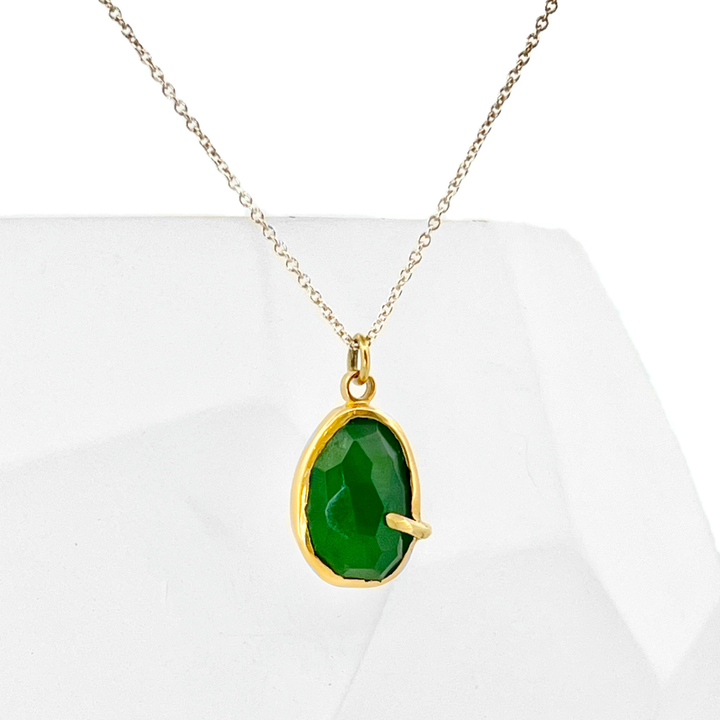 Pebble - Nephrite Jade Rose Cut Necklace