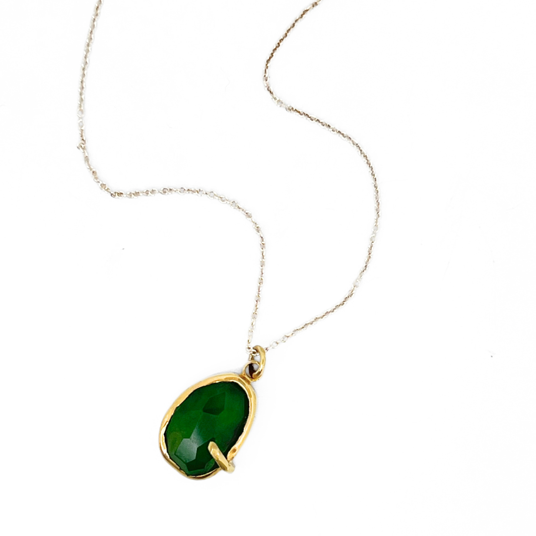 Pebble - Nephrite Jade Rose Cut Necklace
