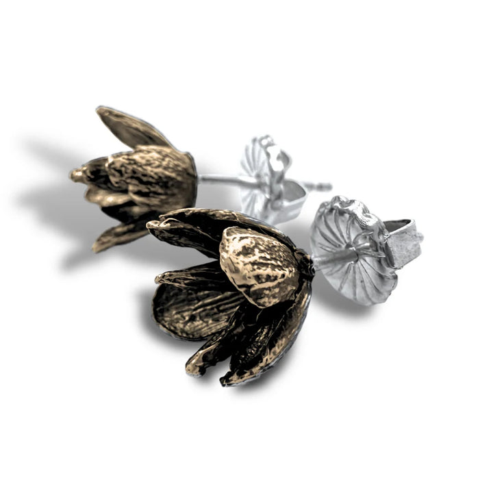 Warm Cedar Flower Studs