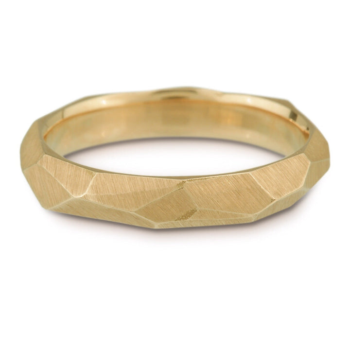 Full view of yellow gold Women's Facet Ring.